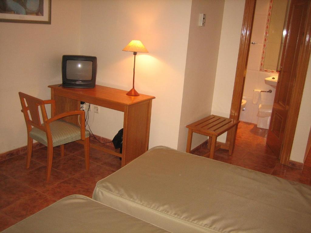 Hotel Chane La Puebla De Alfinden Quarto foto